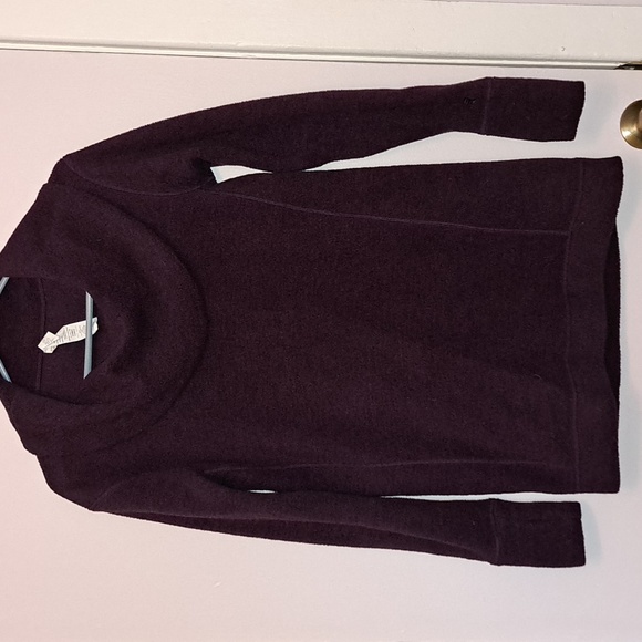 NEW BALANCE Cowl Neck Sweater - Picture 1 of 5